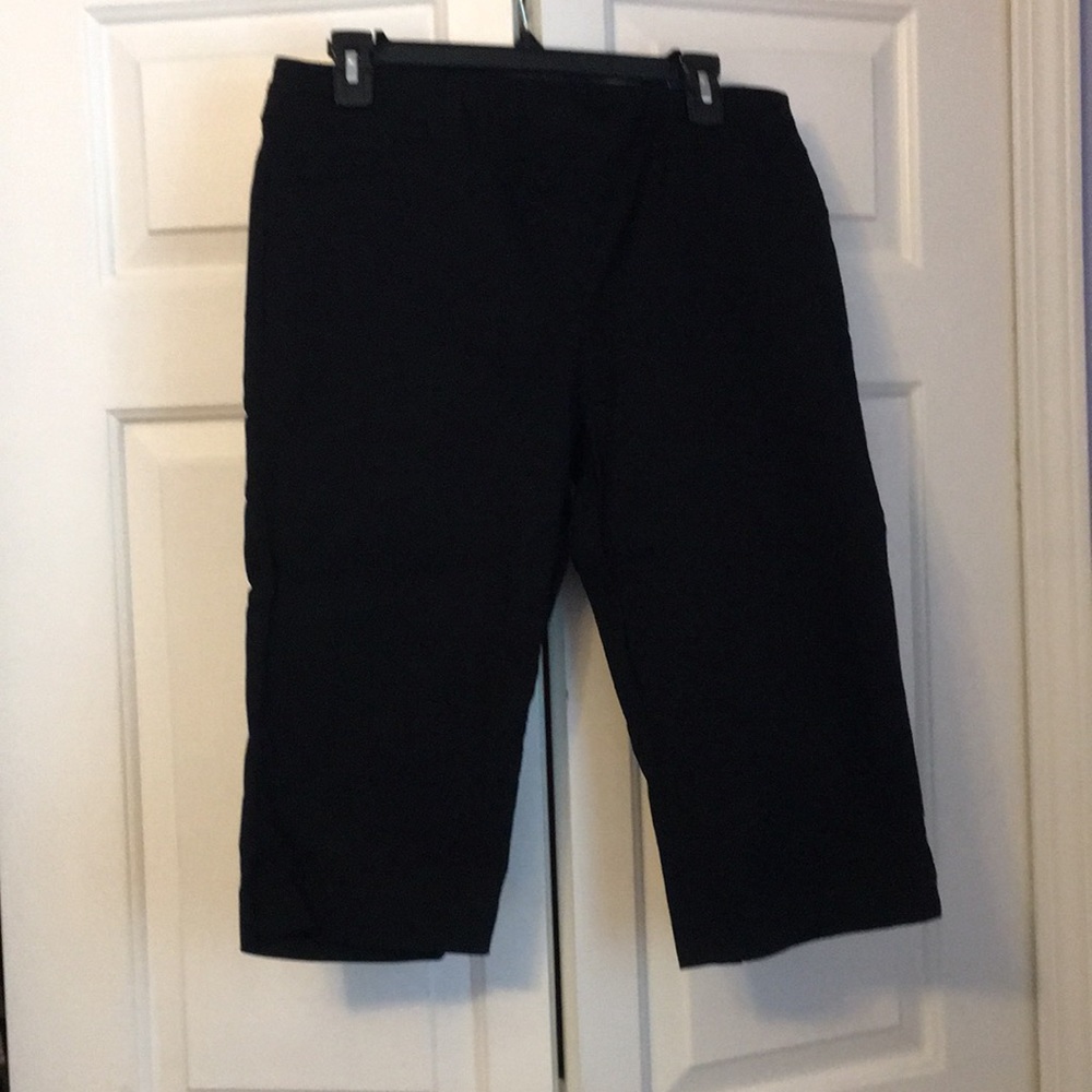 Apt 9 Petite Pull On Capri Pants